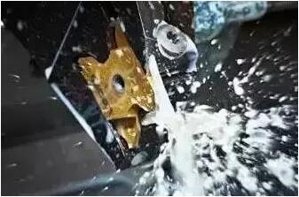 防止切削液發臭，還鋁合金壓鑄車間一個良好的環境